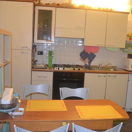 Casa Lory Apartment Bologna Bagian luar foto