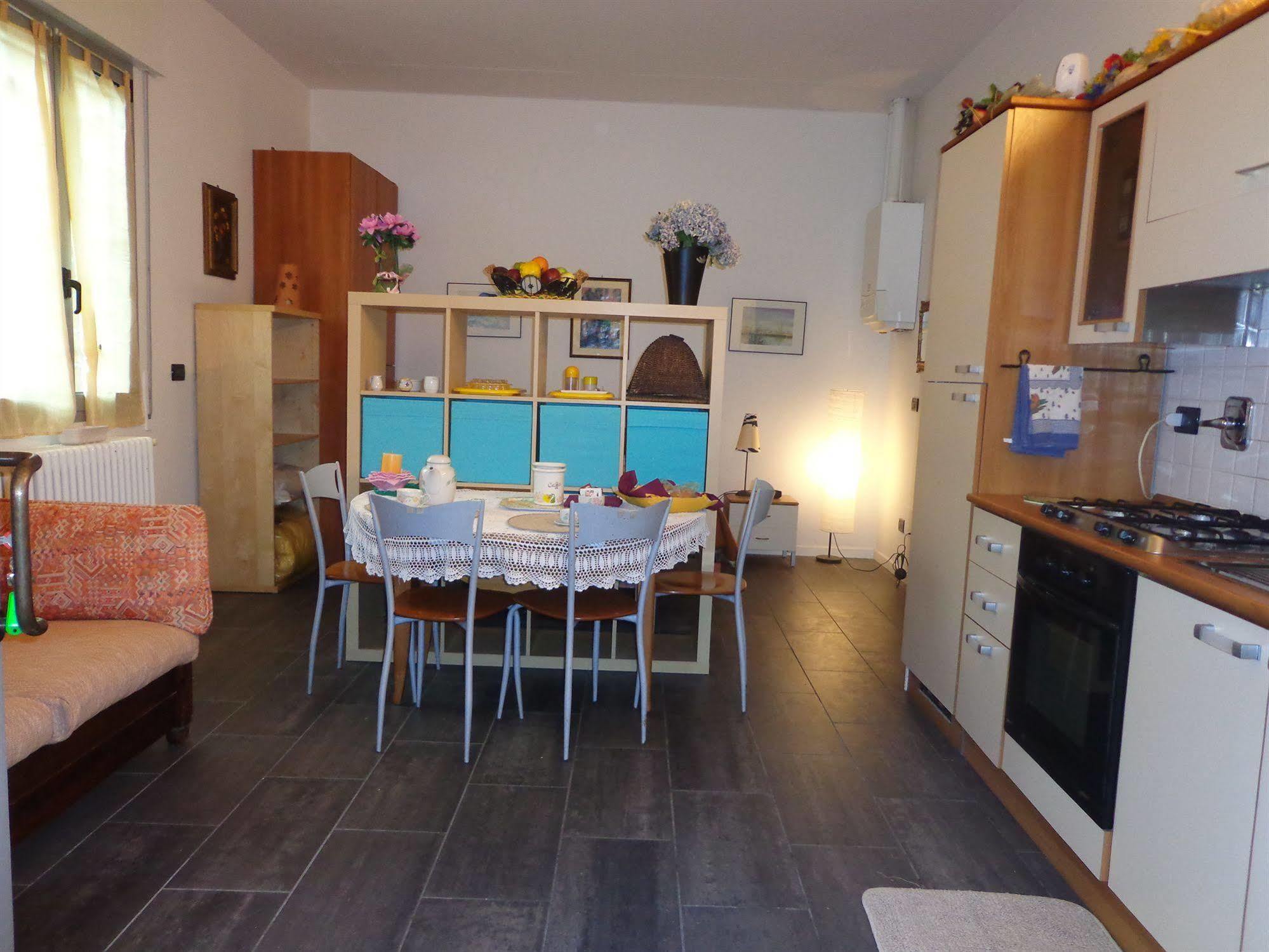 Casa Lory Apartment Bologna Bagian luar foto