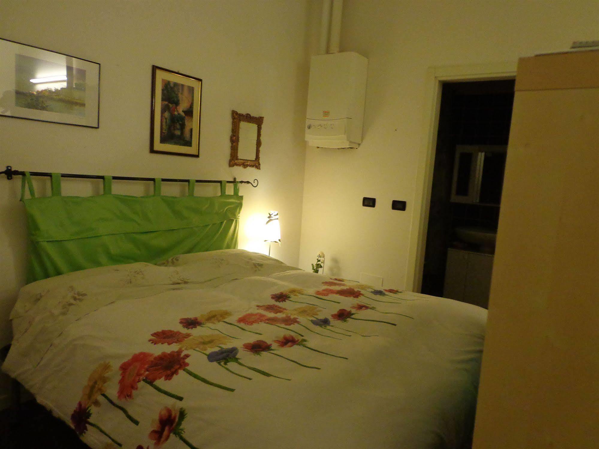 Casa Lory Apartment Bologna Bagian luar foto