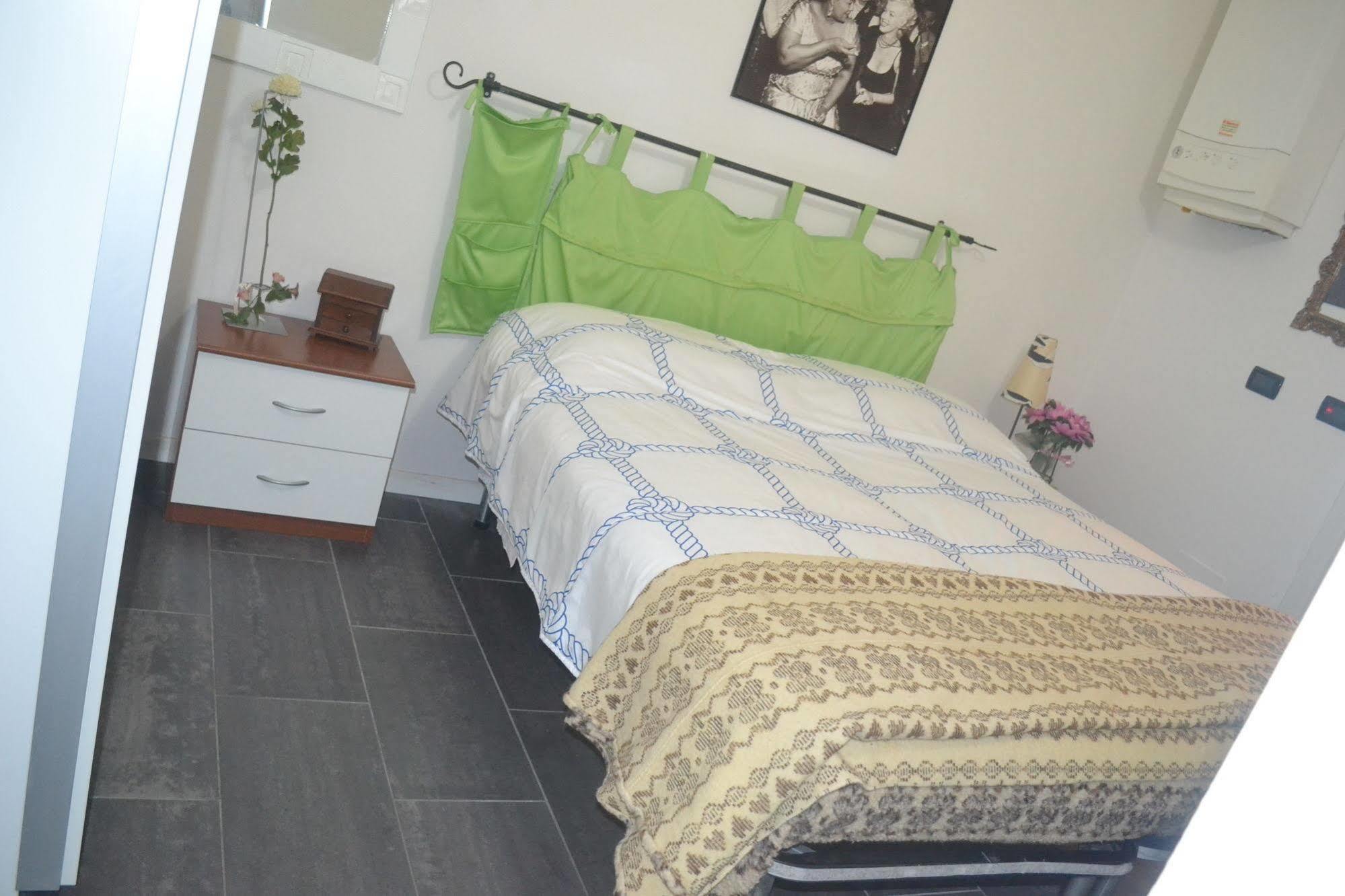 Casa Lory Apartment Bologna Bagian luar foto