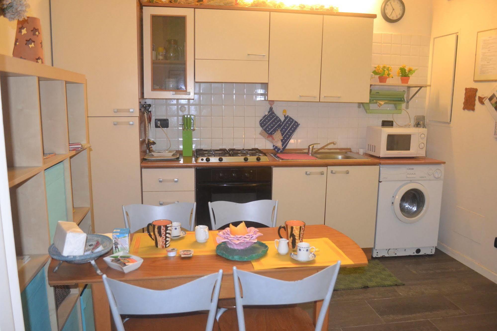 Casa Lory Apartment Bologna Bagian luar foto